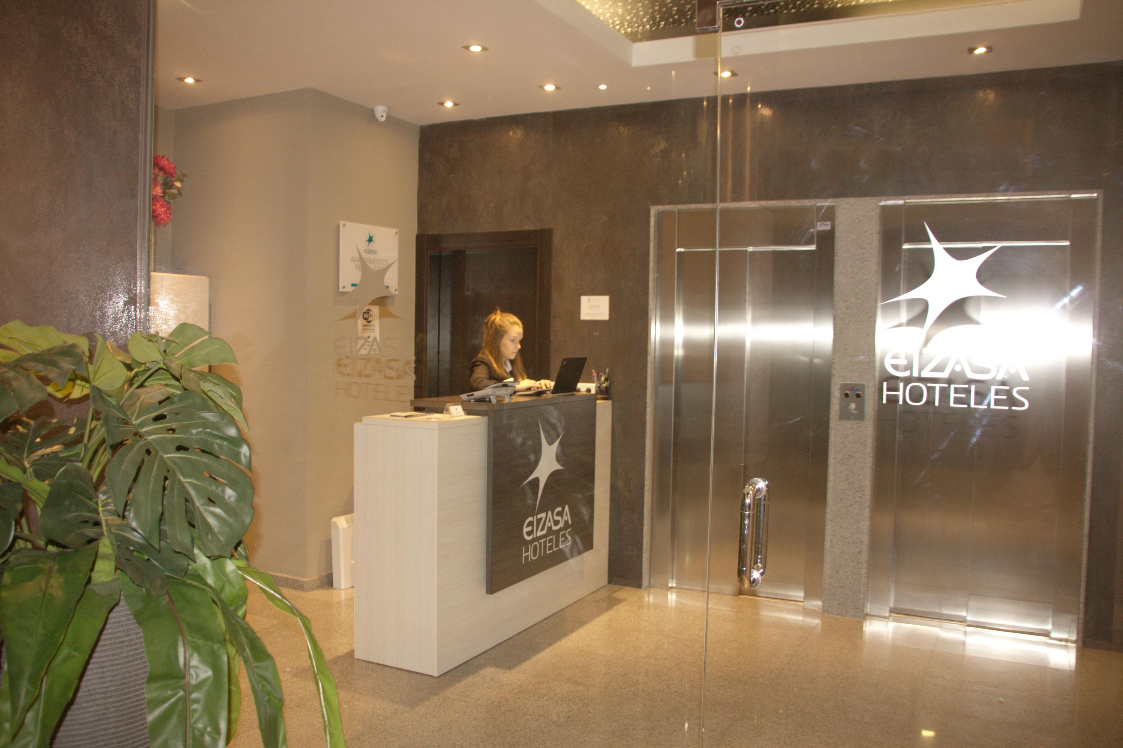 Apartamentos Real Lleida Exterior foto